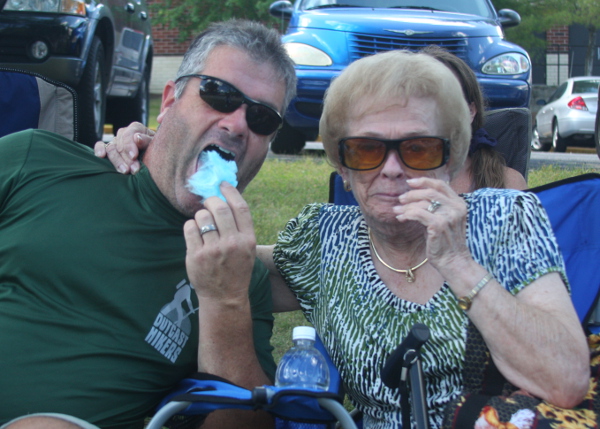 Craig and Betty share cotton candy